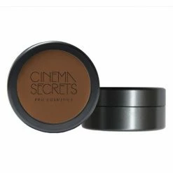 Cinema Secrets Ultimate Foundation 100 Series Face